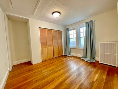 331 Cypress St unit 2, Brookline, MA 02445 - photo 6