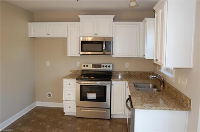 2195 Dixon St, Ramseur, NC 27316 - photo 5