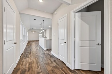 627 N Preston Ave, van Alstyne, TX 75495 - photo 5