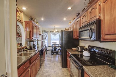 112 Emma Dr, Portland, TN 37148 - photo 5