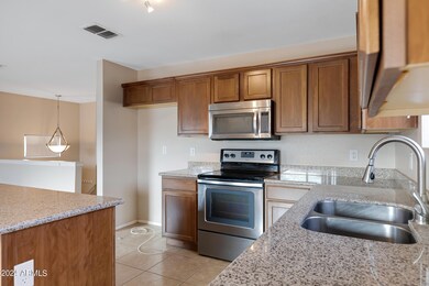 1411 E Fremont Rd-9