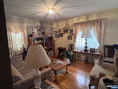 266 Hamilton Rd, Teaneck, NJ 07666 - photo 3