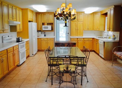 Stove with double oven   Refrigerator side by side