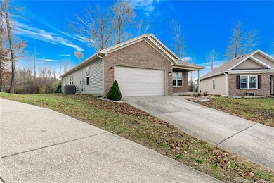 7900 Meyer Loop, Sellersburg, IN 47172 - photo 5