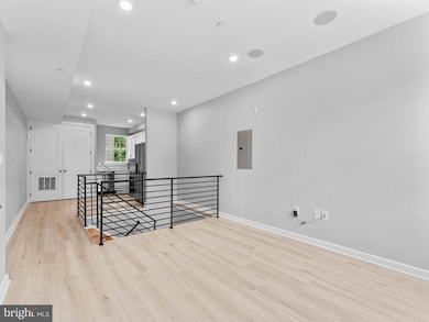 1682 N 54th St unit 1, Philadelphia, PA 19131 - photo 3