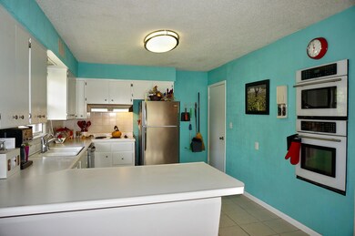 Kitchen 3