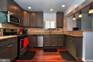 831 Martin Rd, Essex, MD 21221 - photo 7