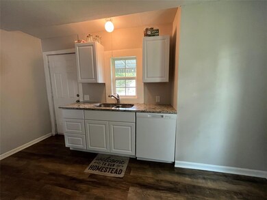 631 E Murray St, Denison, TX 75021 - photo 6