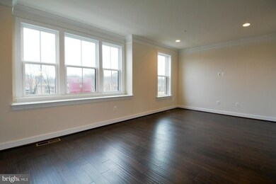 3714 Powell Ln, Falls Church, VA 22041 - photo 6