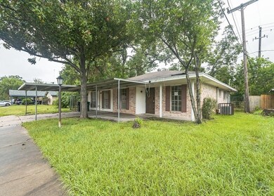 1806 Mosher Ln, Houston, TX 77088 - photo 2
