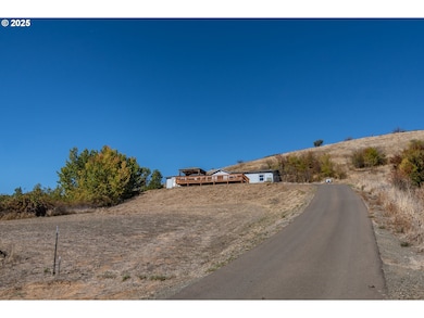 2454 Landers Ave, Roseburg, OR 97471 - photo 2