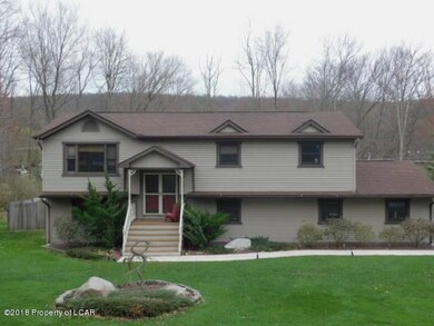 11 Colony Dr, Mountain Top, PA 18707 - photo 2