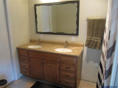 4652 Coloma Dr SE, Salem, OR 97302 - photo 7