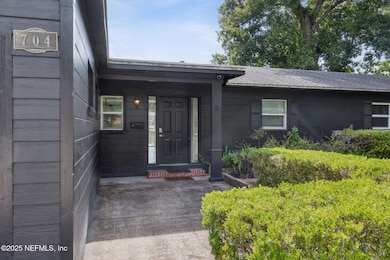 704 Seabrook Cove Rd, Jacksonville, FL 32211 - photo 6