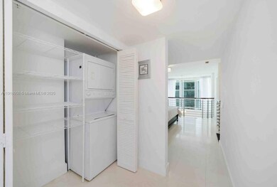 Brickell On The River unit 708, Miami, FL 33131 - photo 3