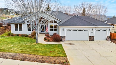 2449 SW 43rd St, Redmond, OR 97756 - photo 3