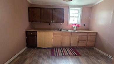 407 E Lemon St, Fitzgerald, GA 31750 - photo 6