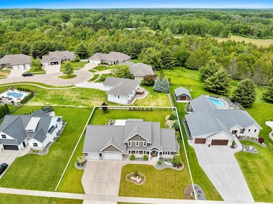 2636 Moose Creek Trail, Suamico, WI 54313 - photo 3