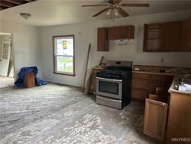 11 Genesee St E, Perry, NY 14530 - photo 5