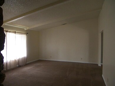 1200 Hawthorne Front Room