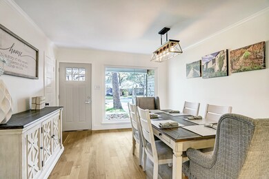 2322 Saxon Dr, Houston, TX 77018 - photo 4