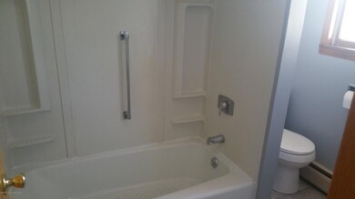 512 Ward St, Dunmore, PA 18512 - photo 6