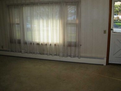 64 Craig Rd, Warwick, RI 02886 - photo 5