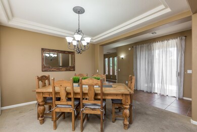 7) FORMAL DINING