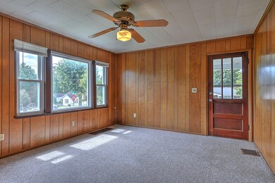 2201 Midway St, Johnson City, TN 37601 - photo 4