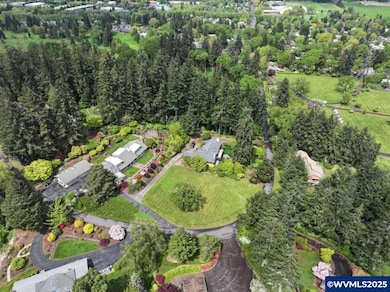 2520 SW Whiteside Dr, Corvallis, OR 97333 - photo 5