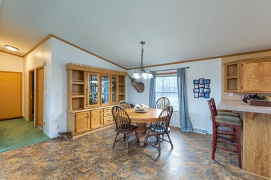 06 Dining Room