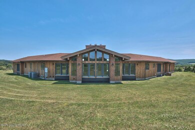 282 Kresge Farm Rd, Effort, PA 18330 - photo 2