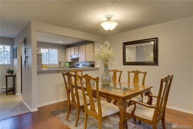15600 116th Ave NE unit J4, Bothell, WA 98011 - photo 4