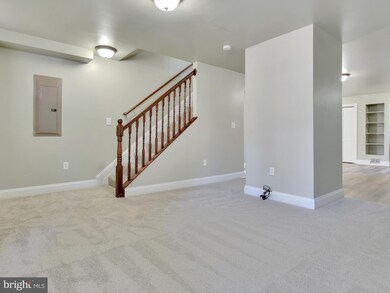 17 S Virginia Ave, Brunswick, MD 21716 - photo 3