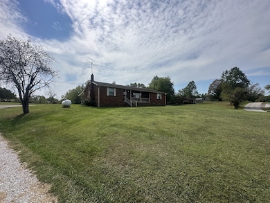 552 Pea Ridge Rd, Chestnut Mound, TN 38552 - photo 3