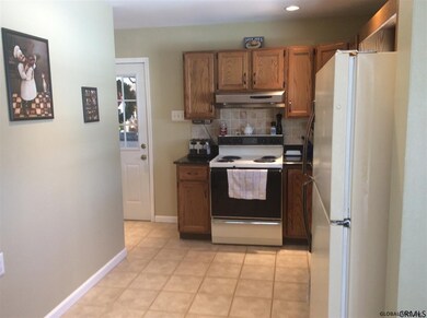 15 Brian Ct, Troy, NY 12182 - photo 6