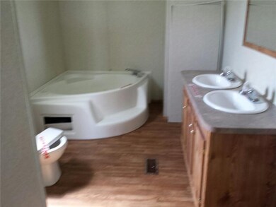 Master Bath/Spa.