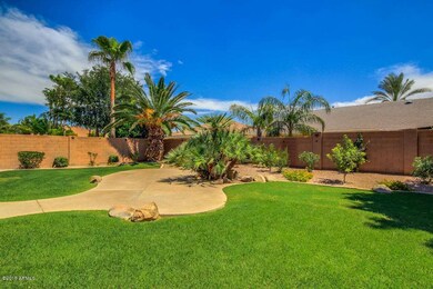 371 W Knight Ln, Tempe, AZ 85284 - photo 4
