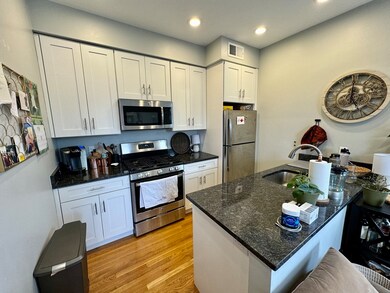 405 S Huntington Ave unit 2R, Jamaica Plain, MA 02130 - photo 2