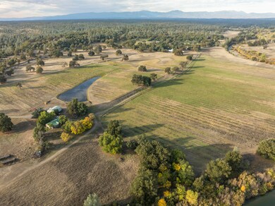 17720 Bowman Rd, Cottonwood, CA 96022 - photo 2