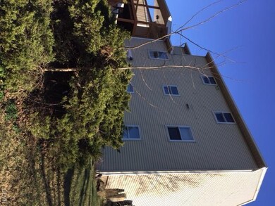 3137 Terrace Cir, Whitehall, PA 18052 - photo 5