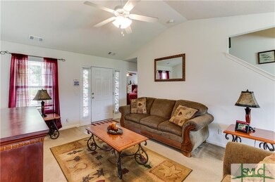 Nice-sized Great Room with Vaulted Ceilings... no 