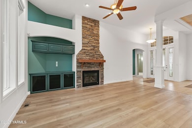 8701 Meadow Ln, Yakima, WA 98908 - photo 7