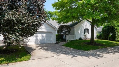 656 Fairfield Ln, Aurora, OH 44202 - photo 2