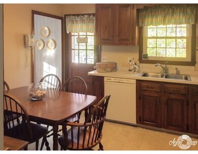 112 Old Country Way, Weymouth, MA 02188 - photo 4