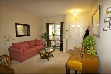 91 N Savanna Dr, Pottstown, PA 19465 - photo 4