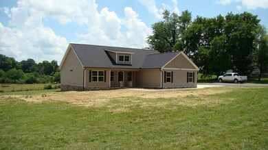 284 Temple Ford Rd, Shelbyville, TN 37160 - photo 2