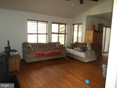 20214 Lea Pond Place, Montgomery Village, MD 20886 - photo 5