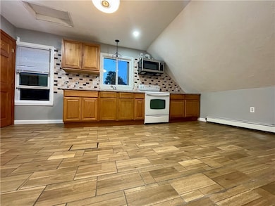 36 Highland St unit 3rd Flr, Pawtucket, RI 02860 - photo 3