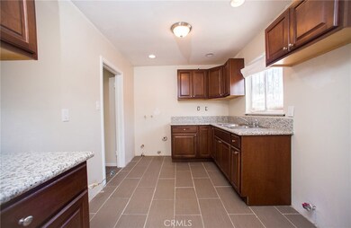 807 W 156th St, Compton, CA 90220 - photo 7